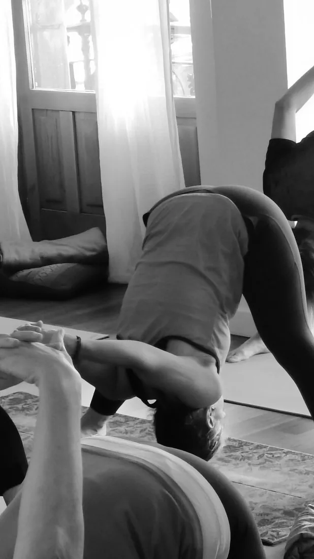Clase de yoga para principiantes en Casa del Yoga, Oviedo