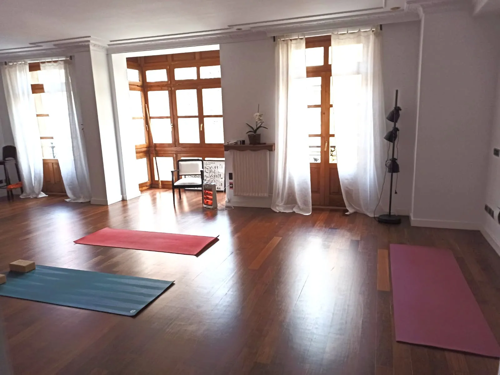 YOGA DE FINDE :: 6 talleres, 6 experiencias