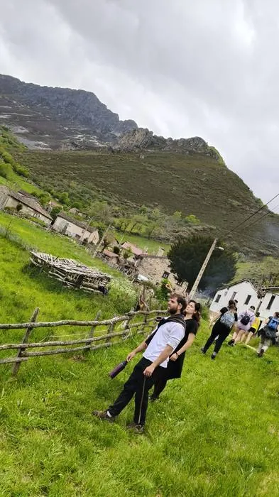 Paseo por el pueblo asturiano