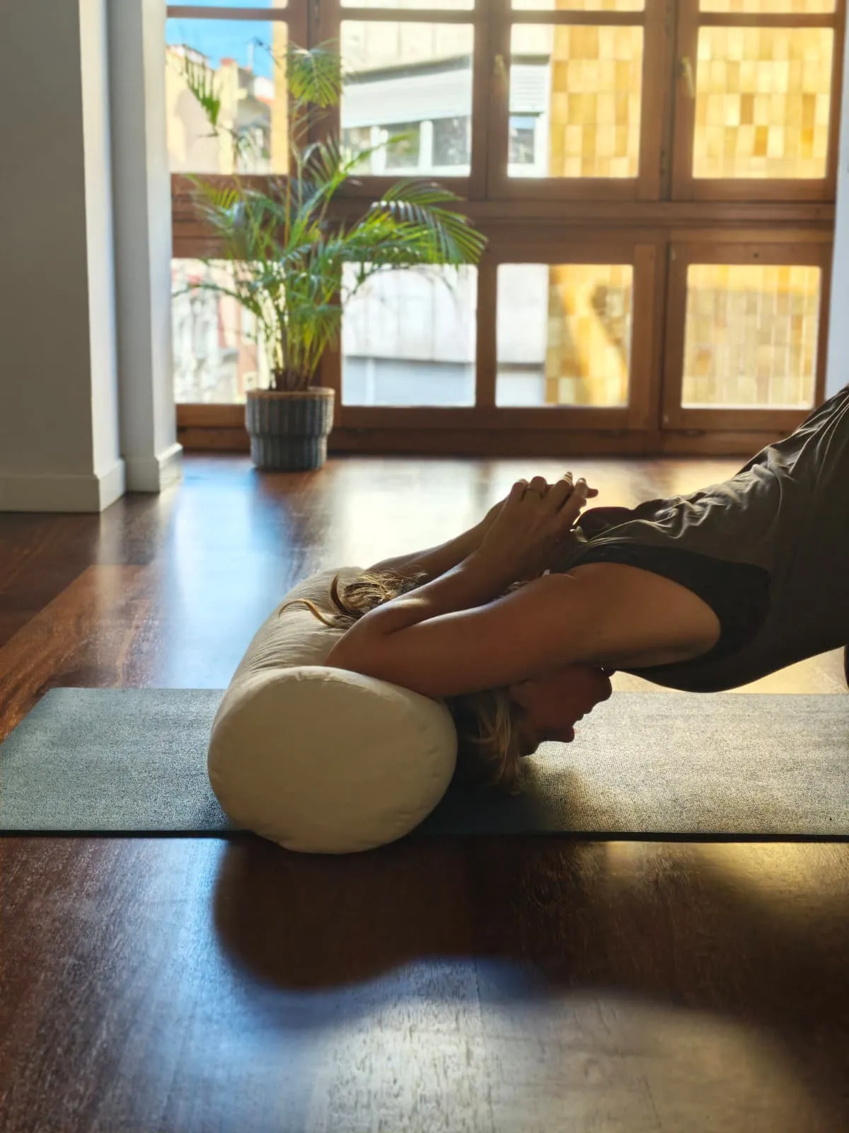 Introducción al Yin Yoga con Sarah Newman